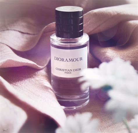 dioramour fragrantica